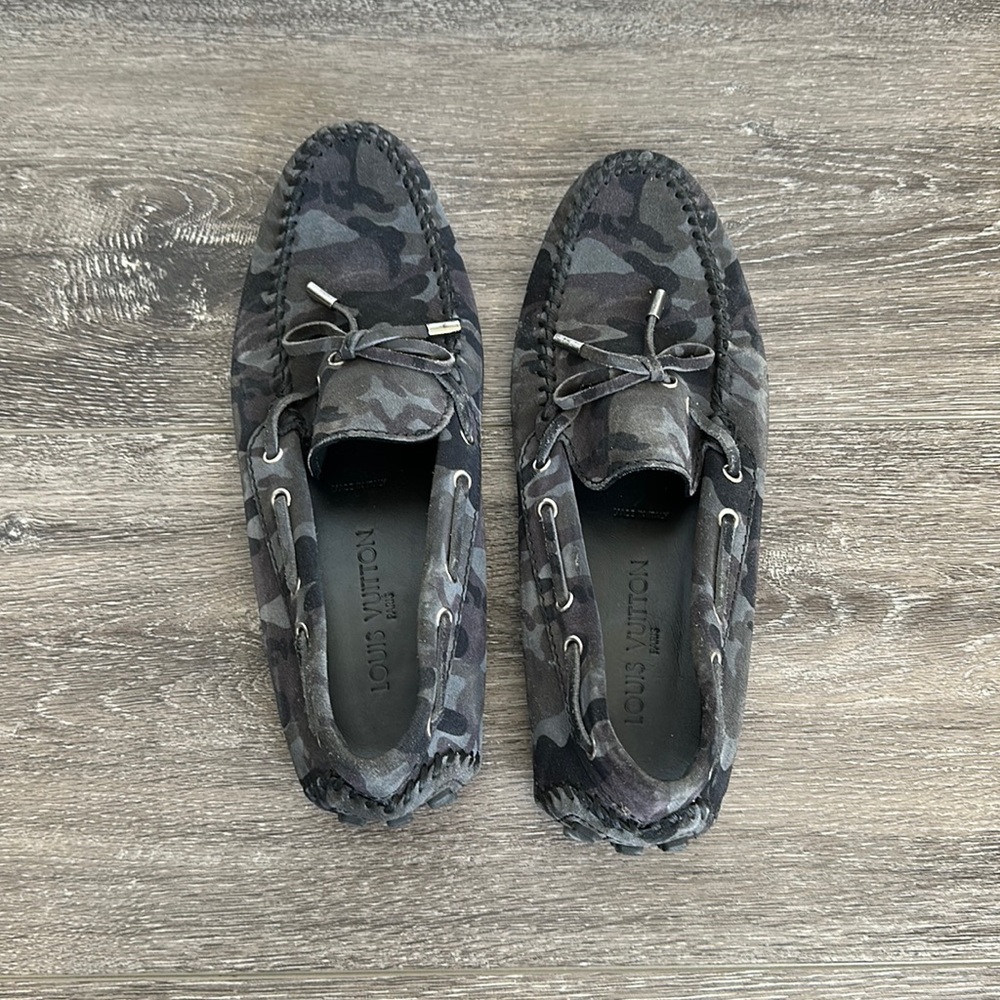 Louis Vuitton Grey Camouflage Print Suede Arizona Loafers Size 9